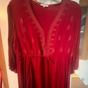 A beautiful tunic that will be perfect for the holidays